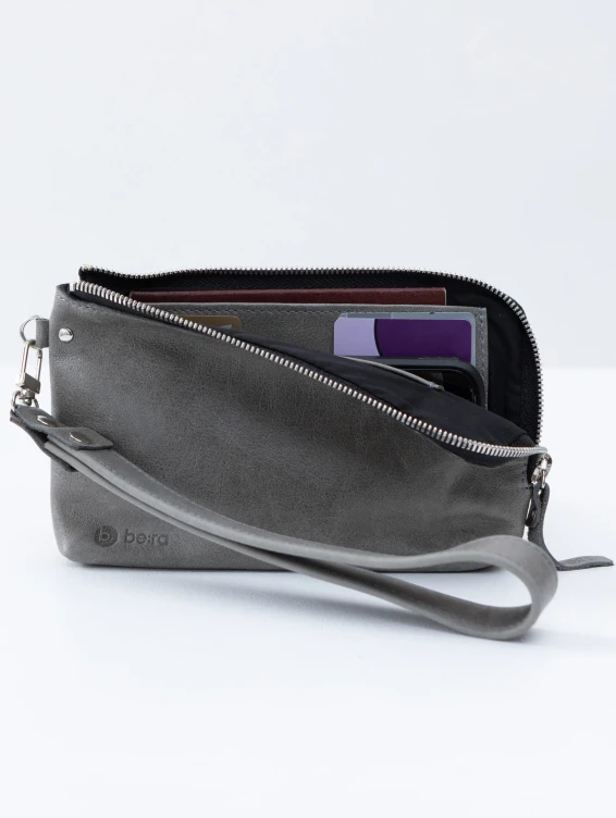 Кожаный клатч серый