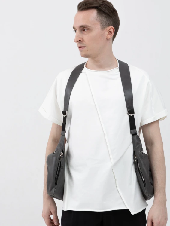 Кожаный жилет темно-серый