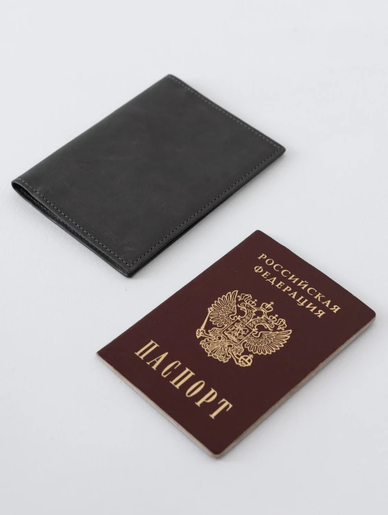 Кожаная обложка для паспорта темно-серая