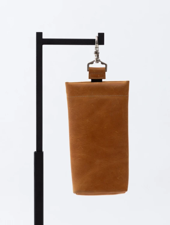Подвесной кожаный очечник рыжий с винтажным эффектом