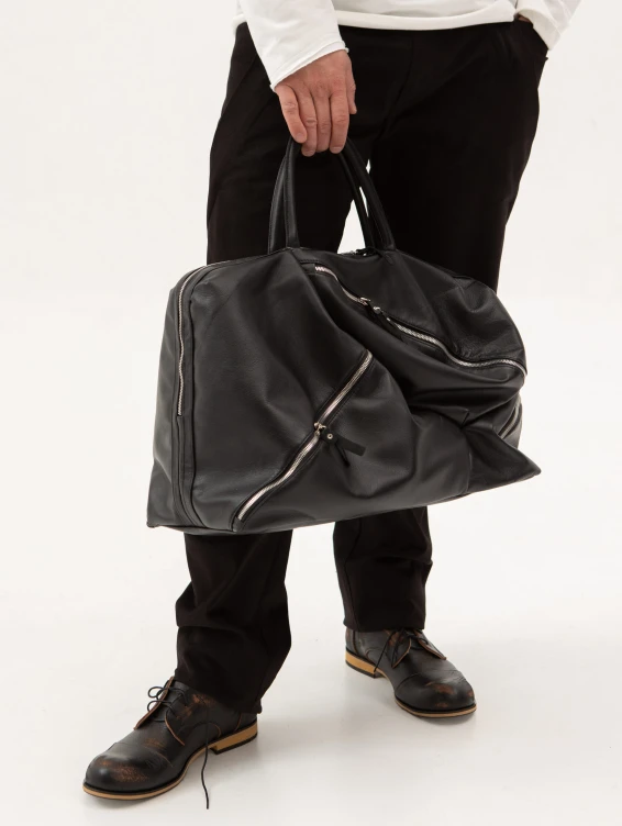 Кожаный саквояж черный