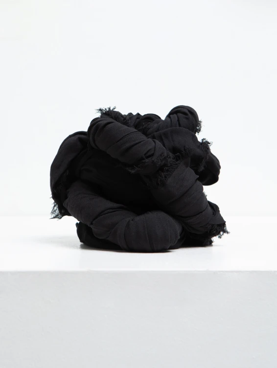 Большой платок на шею черный