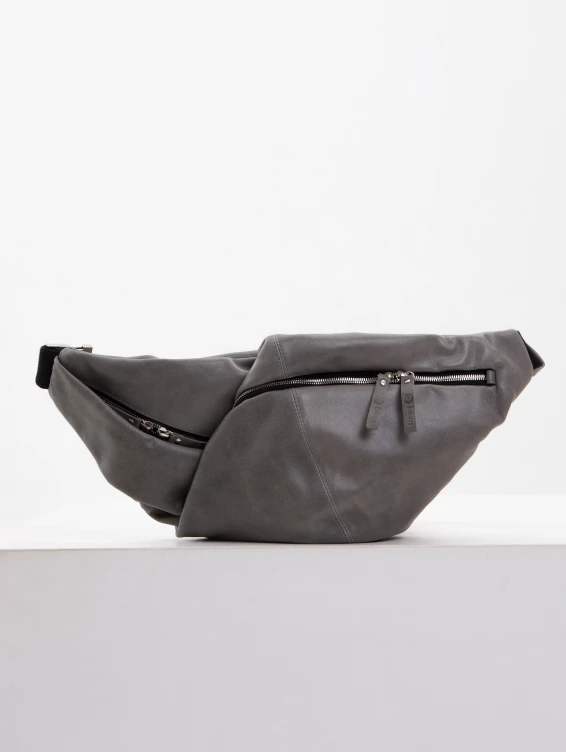 Кожаная поясная сумка серая
