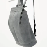 Рюкзак кожаный со скрытой застежкой серый с винтажным эффектом