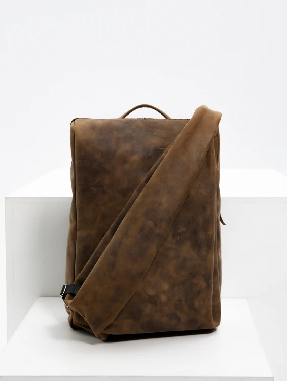 Рюкзак кожаный коричневый с винтажным эффектом