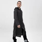 Длинная льняная рубашка с капюшоном черная, вид сбоку