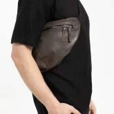 Кожаная поясная сумка Rock коричневая, вид сбоку