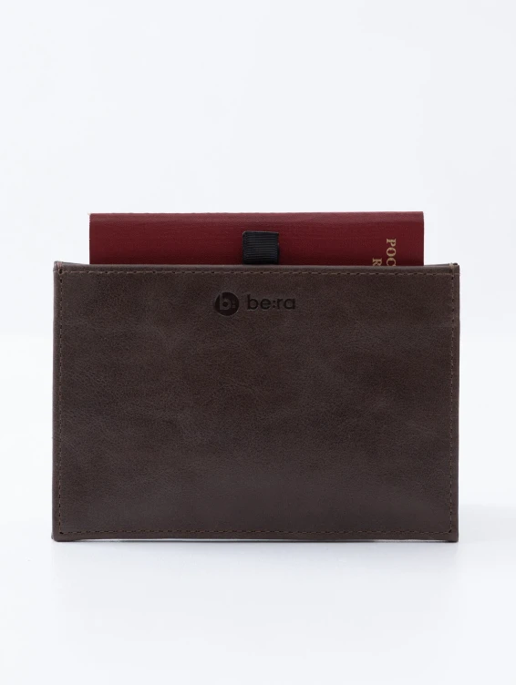 Кожаная обложка-карман для паспорта коричневая