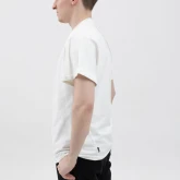 Асимметричная футболка с подвернутыми рукавами белая, вид сбоку