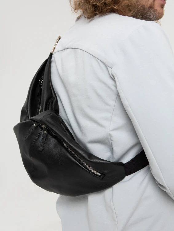 Кожаная поясная сумка черная