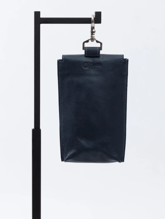 Кожаный подвесной чехол для телефона синий