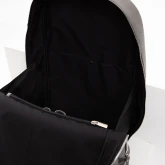 Большой серый кожаный рюкзак, внутреннее отделение рюкзака