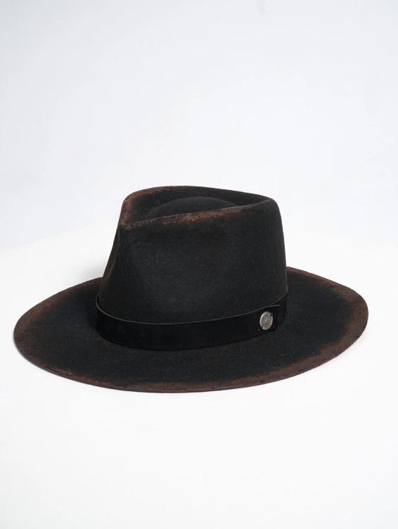 Фетровая шляпа черная жженая