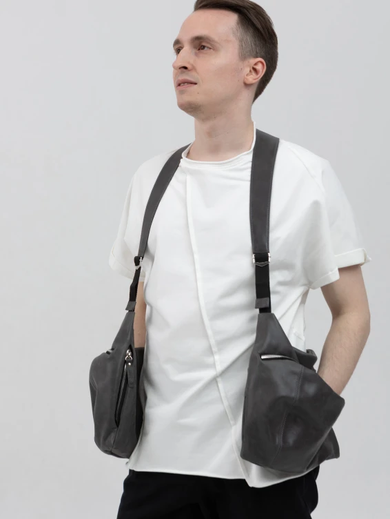 Кожаный жилет темно-серый