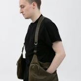 Кожаный жилет зеленый с винтажным эффектом