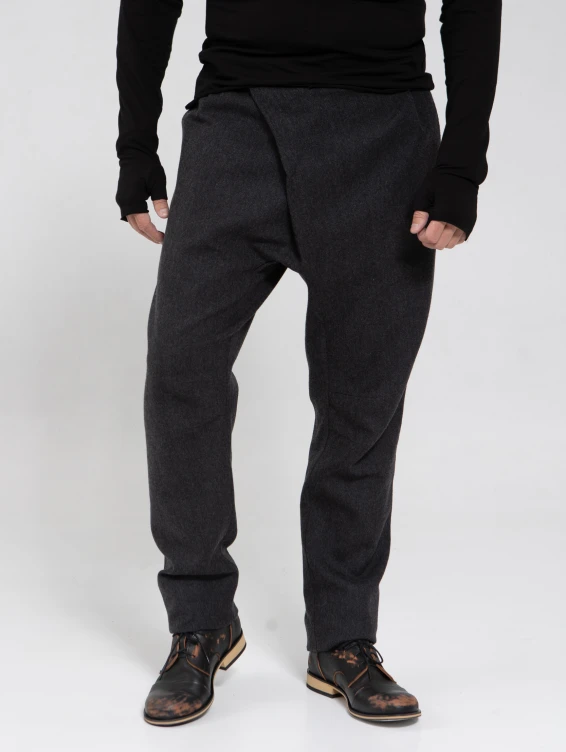 Шерстяные брюки со складкой темно-серые