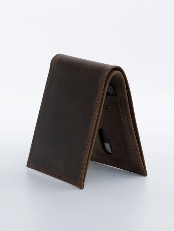 Тонкий кожаный кошелек коричневый с винтажным эффектом
