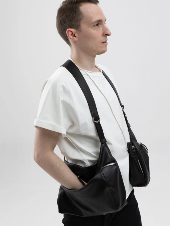 Кожаный жилет черный