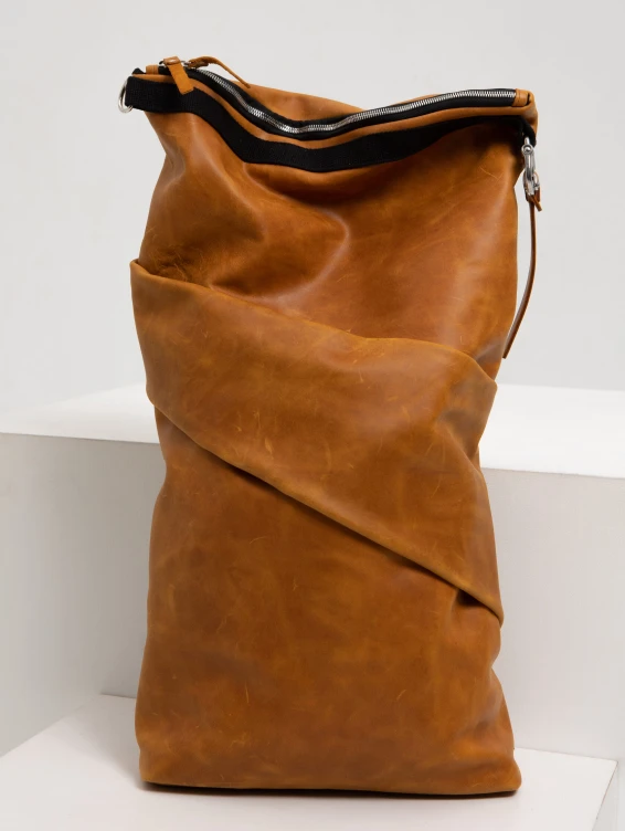 Роллтоп кожаный рыжий с винтажным эффектом