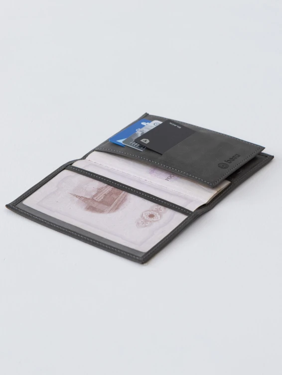 Кожаная обложка для паспорта темно-серая