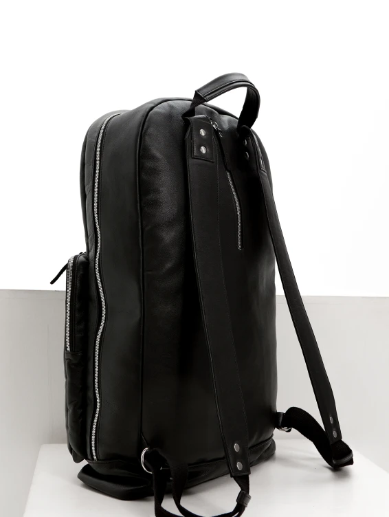 Большой кожаный рюкзак черный