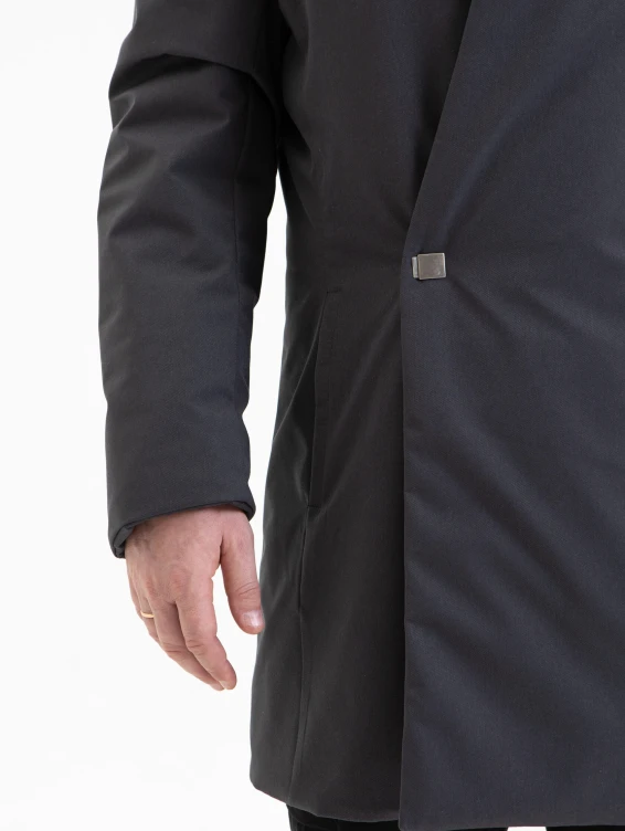 Пальто зимнее средней длины серое