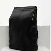 Рюкзак кожаный со скрытой застежкой черный