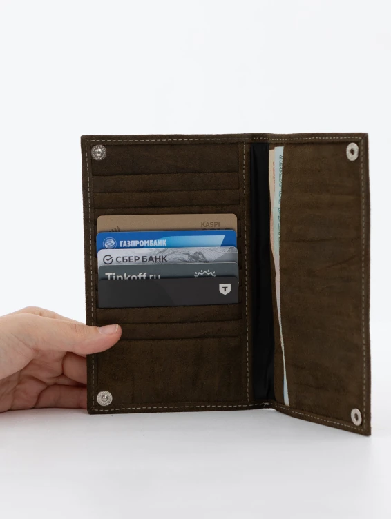 Кожаное портмоне на кнопке зеленое