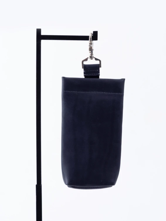 Подвесной кожаный очечник синий