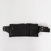 Прямоугольная кожаная поясная сумка черная