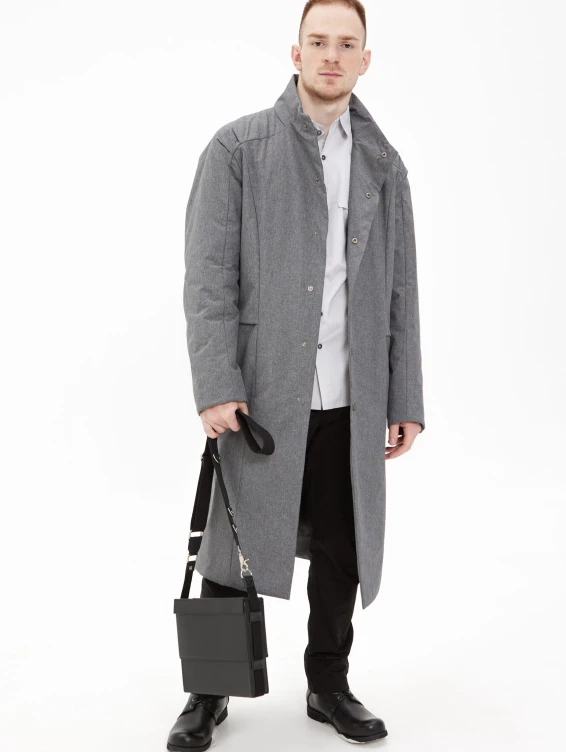 Плащ демисезонный на кнопках серый