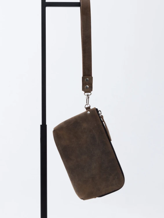 Кожаный клатч коричневый с винтажным эффектом