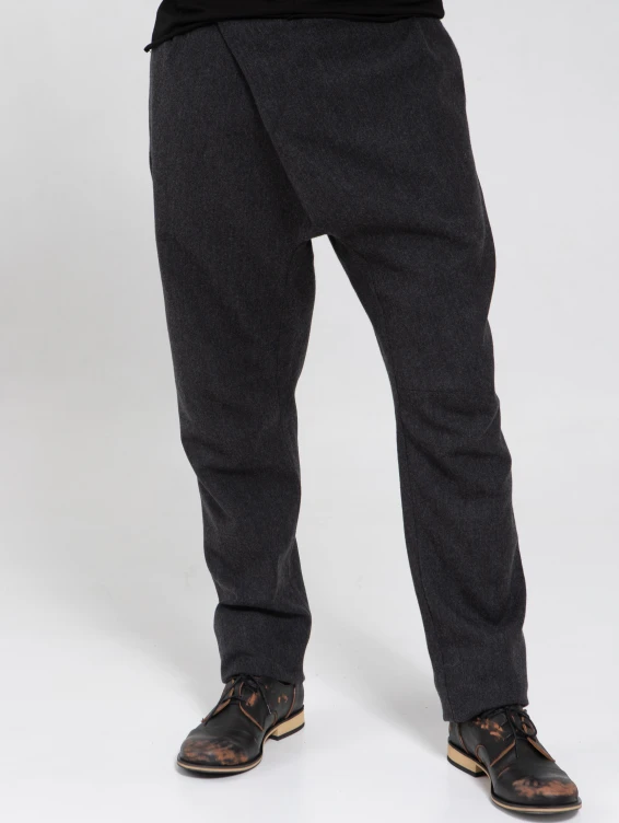 Шерстяные брюки со складкой темно-серые