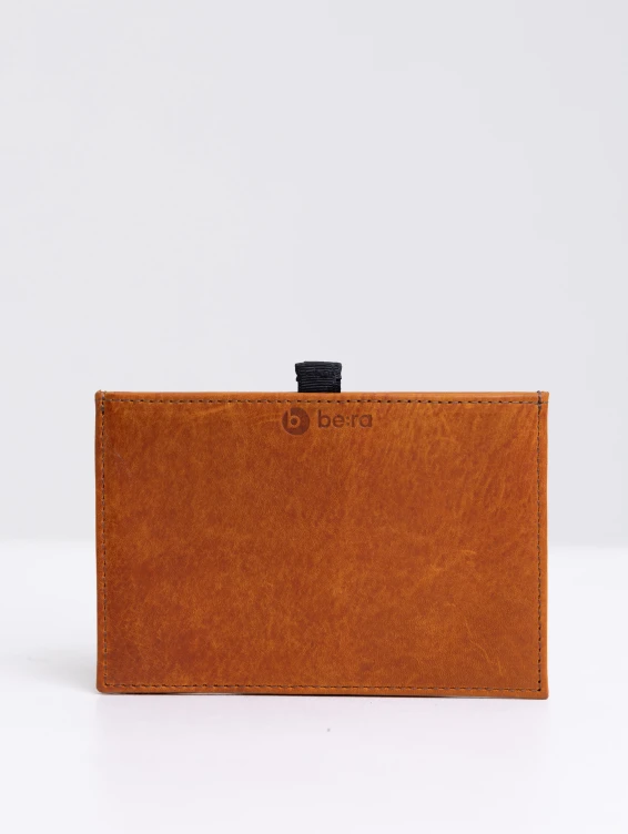 Кожаная обложка-карман для паспорта рыжая с винтажным эффектом