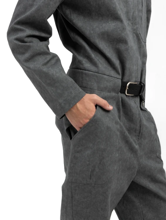 Джинсовый серый комбинезон на молнии