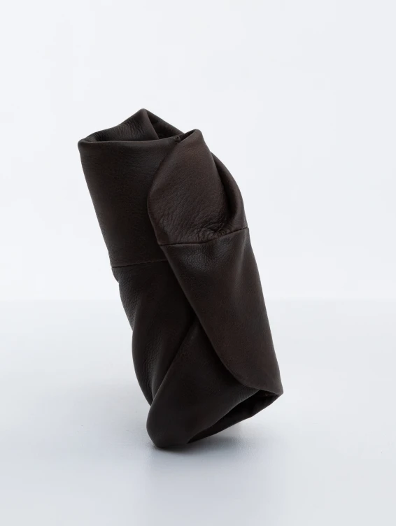 Кожаная ключница коричневая