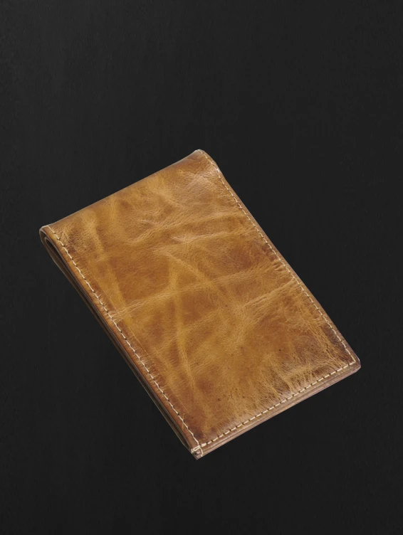 Тонкий кожаный кошелек рыжий с винтажным эффектом