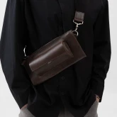 Кожаная сумка с очечником коричневая