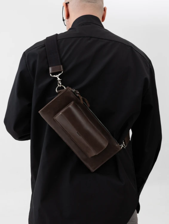 Кожаная сумка с очечником коричневая