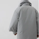 Зимнее пальто с капюшоном cветло-серое