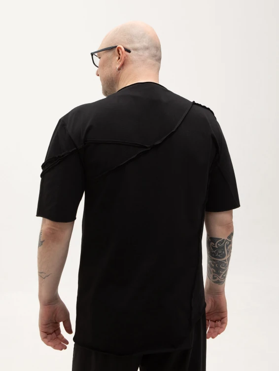 Асимметричная футболка черная
