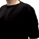 Асимметричная футболка черная, крупный план